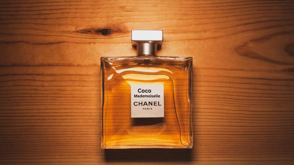 Coco Chanel Perfume Dossier.co
